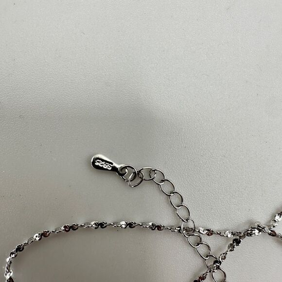 1.3ct Mozambique Garnet with halo of cz diamonds, pendant on a 18" 925 chain! - Picture 9 of 15